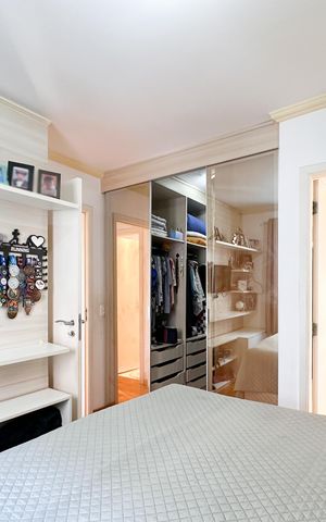 Apartamento à venda com 107m², 3 quartos e 2 vagas Apartamento à venda com 107m², 3 quartos e 2 vagasSuíte