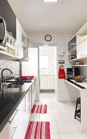Apartamento à venda com 107m², 3 quartos e 2 vagas Apartamento à venda com 107m², 3 quartos e 2 vagasCozinha