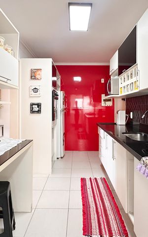 Apartamento à venda com 107m², 3 quartos e 2 vagas Apartamento à venda com 107m², 3 quartos e 2 vagasCozinha