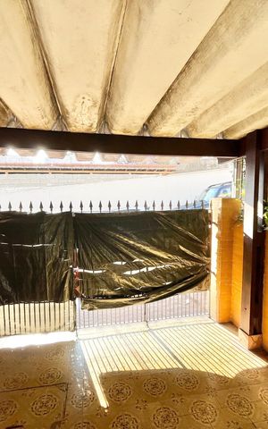 Casa à venda com 128m², 2 quartos e 1 vagaGaragem