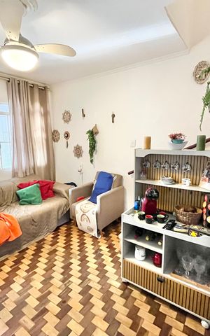 Casa à venda com 128m², 2 quartos e 1 vagaSala