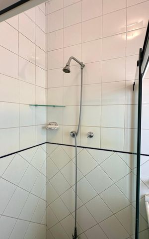 Casa à venda com 170m², 4 quartos e 2 vagas