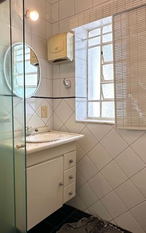 Casa à venda com 170m², 4 quartos e 2 vagas