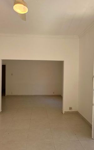 Casa à venda com 170m², 4 quartos e 2 vagas