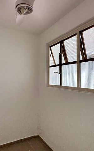 Casa à venda com 170m², 4 quartos e 2 vagas