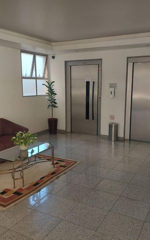 Apartamento à venda com 100m², 3 quartos e 2 vagas Apartamento à venda com 100m², 3 quartos e 2 vagasHall