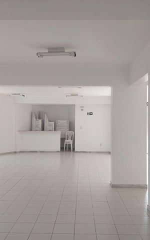 Apartamento à venda com 100m², 3 quartos e 2 vagas Apartamento à venda com 100m², 3 quartos e 2 vagasÁrea comum - Salão de festas