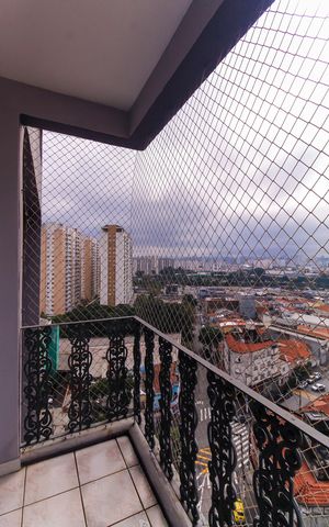 Apartamento à venda com 117m², 3 quartos e 2 vagas Apartamento à venda com 117m², 3 quartos e 2 vagasVaranda