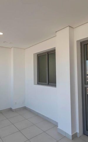 Apartamento à venda com 81m², 3 quartos e 1 vaga Apartamento à venda com 81m², 3 quartos e 1 vagaVaranda da Sala