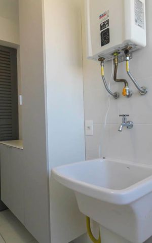 Apartamento à venda com 81m², 3 quartos e 1 vaga Apartamento à venda com 81m², 3 quartos e 1 vagaÁrea de Serviço
