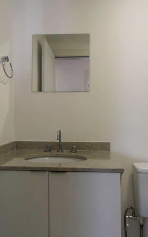 Apartamento à venda com 81m², 3 quartos e 1 vaga Apartamento à venda com 81m², 3 quartos e 1 vagaBanheiro