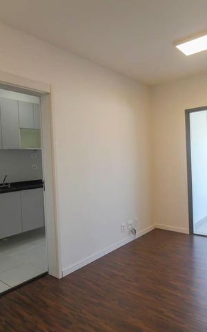 Apartamento à venda com 81m², 3 quartos e 1 vaga Apartamento à venda com 81m², 3 quartos e 1 vagaSala