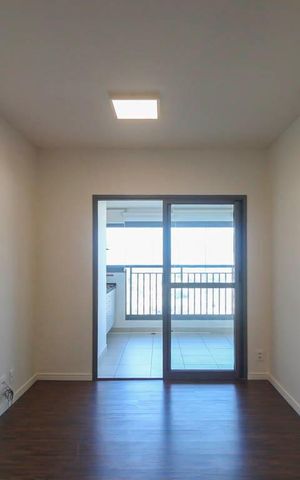 Apartamento à venda com 81m², 3 quartos e 1 vaga Apartamento à venda com 81m², 3 quartos e 1 vagaSala
