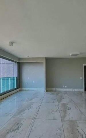 Apartamento para alugar com 195m², 4 quartos e 4 vagas Apartamento para alugar com 195m², 4 quartos e 4 vagasSala