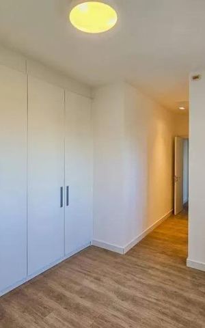 Apartamento para alugar com 195m², 4 quartos e 4 vagas Apartamento para alugar com 195m², 4 quartos e 4 vagasQuarto