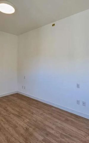 Apartamento para alugar com 195m², 4 quartos e 4 vagas Apartamento para alugar com 195m², 4 quartos e 4 vagasQuarto 4