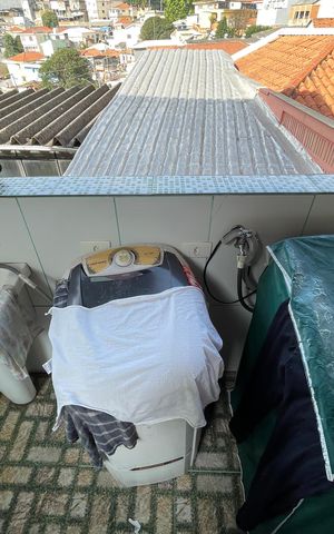 Casa à venda com 186m², 3 quartos e 3 vagas Casa à venda com 186m², 3 quartos e 3 vagasÁrea de Serviço