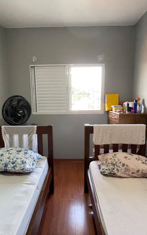 Casa à venda com 186m², 3 quartos e 3 vagas Casa à venda com 186m², 3 quartos e 3 vagasQuarto 1