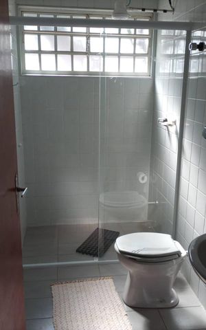 Casa à venda com 300m², 3 quartos e 4 vagas