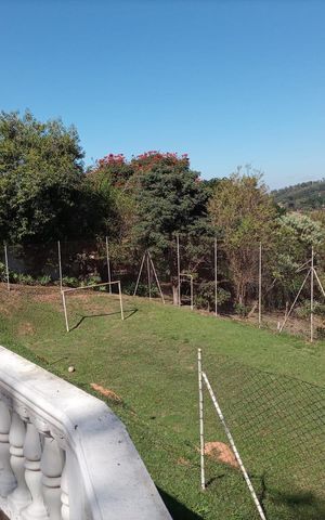 Casa à venda com 300m², 3 quartos e 4 vagas