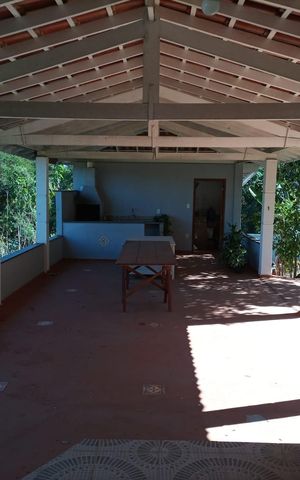 Casa à venda com 300m², 3 quartos e 4 vagas