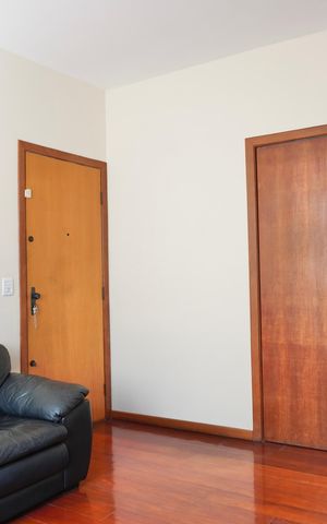 Apartamento à venda com 174m², 3 quartos e 2 vagas Apartamento à venda com 174m², 3 quartos e 2 vagasSala