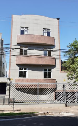 Apartamento à venda com 174m², 3 quartos e 2 vagas Apartamento à venda com 174m², 3 quartos e 2 vagasFachada