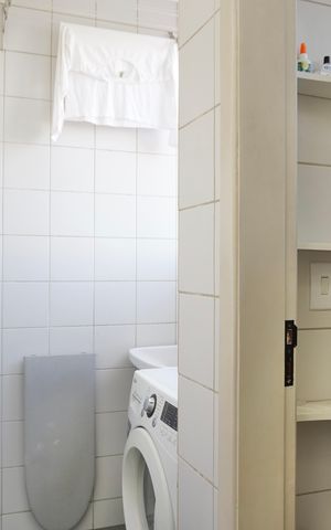 Apartamento à venda com 174m², 3 quartos e 2 vagas Apartamento à venda com 174m², 3 quartos e 2 vagasÁrea de Serviço