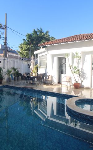 Casa à venda com 80m², 2 quartos e sem vagaPiscina
