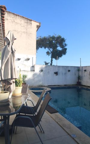 Casa à venda com 80m², 2 quartos e sem vagaPiscina
