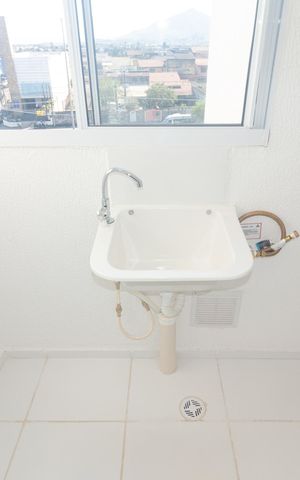 Apartamento para alugar com 46m², 2 quartos e sem vaga Apartamento para alugar com 46m², 2 quartos e sem vagaCozinha e Área de Serviço