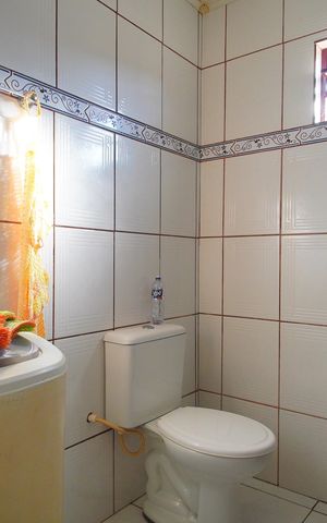 Casa para alugar com 120m², 3 quartos e 2 vagasBanheiro