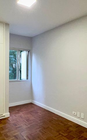 Apartamento para alugar com 110m², 3 quartos e 1 vaga Apartamento para alugar com 110m², 3 quartos e 1 vagaSuite