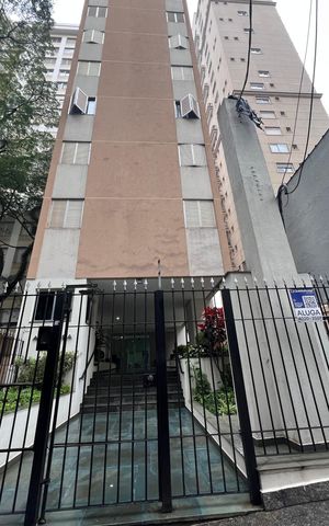 Apartamento para alugar com 110m², 3 quartos e 1 vaga Apartamento para alugar com 110m², 3 quartos e 1 vagaFachada