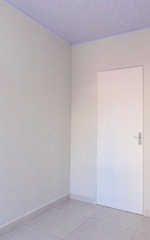 Casa à venda com 140m², 3 quartos e 2 vagas