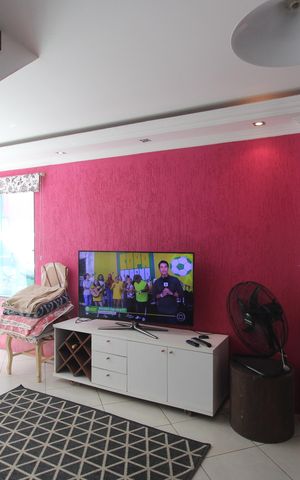 Casa de condomínio à venda com 176m², 2 quartos e 1 vagaSala