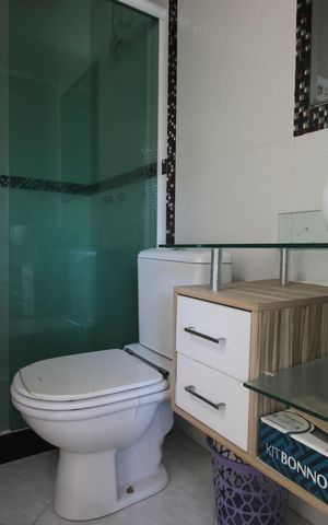 Casa de condomínio à venda com 176m², 2 quartos e 1 vagaBanheiro da suíte 1