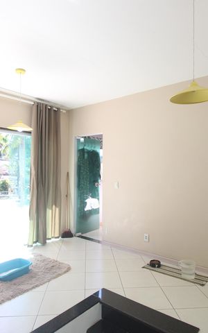 Casa de condomínio à venda com 176m², 2 quartos e 1 vagaHall
