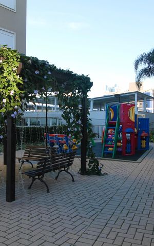 Apartamento à venda com 55m², 2 quartos e 1 vaga Apartamento à venda com 55m², 2 quartos e 1 vagaÁrea comum - Playground
