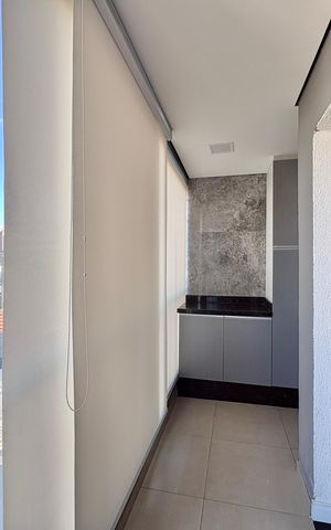 Apartamento à venda com 47m², 2 quartos e 1 vaga Apartamento à venda com 47m², 2 quartos e 1 vagaÁrea de Serviço e Varanda