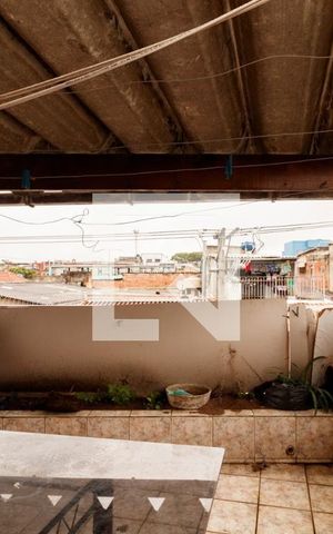 Casa à venda com 94m², 3 quartos e 2 vagas