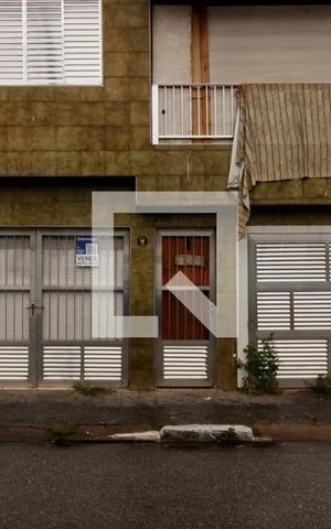 Casa à venda com 94m², 3 quartos e 2 vagas