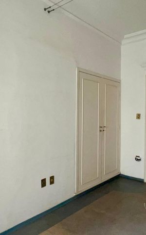Apartamento para alugar com 330m², 3 quartos e 3 vagas Apartamento para alugar com 330m², 3 quartos e 3 vagasQuarto