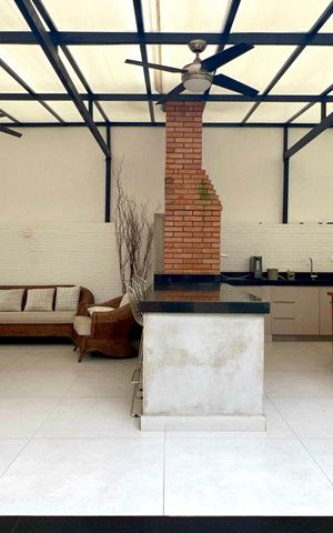 Apartamento para alugar com 330m², 3 quartos e 3 vagas Apartamento para alugar com 330m², 3 quartos e 3 vagasChurrasqueira
