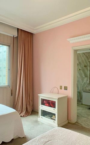 Apartamento para alugar com 330m², 3 quartos e 3 vagas Apartamento para alugar com 330m², 3 quartos e 3 vagasSuíte 1