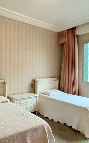 Apartamento para alugar com 330m², 3 quartos e 3 vagas Apartamento para alugar com 330m², 3 quartos e 3 vagasSuíte 1