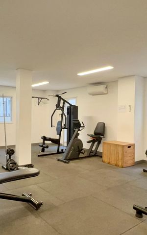 Apartamento para alugar com 330m², 3 quartos e 3 vagas Apartamento para alugar com 330m², 3 quartos e 3 vagasAcademia