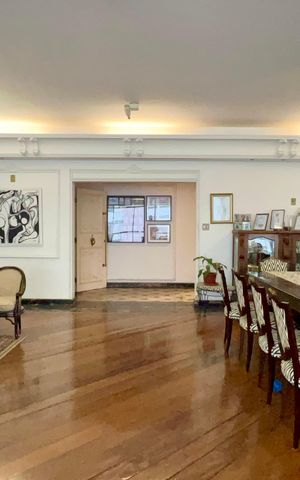 Apartamento para alugar com 330m², 3 quartos e 3 vagas Apartamento para alugar com 330m², 3 quartos e 3 vagasSala de Jantar
