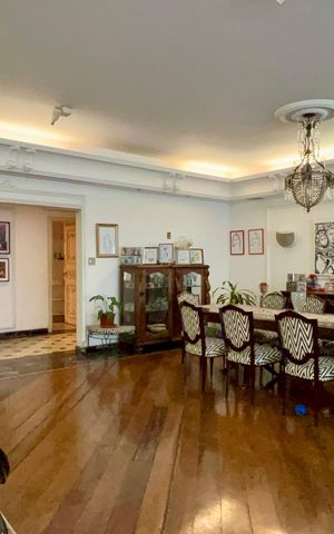 Apartamento para alugar com 330m², 3 quartos e 3 vagas Apartamento para alugar com 330m², 3 quartos e 3 vagasSala de Jantar