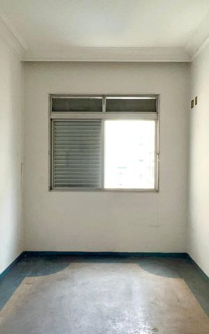 Apartamento para alugar com 330m², 3 quartos e 3 vagas Apartamento para alugar com 330m², 3 quartos e 3 vagasQuarto